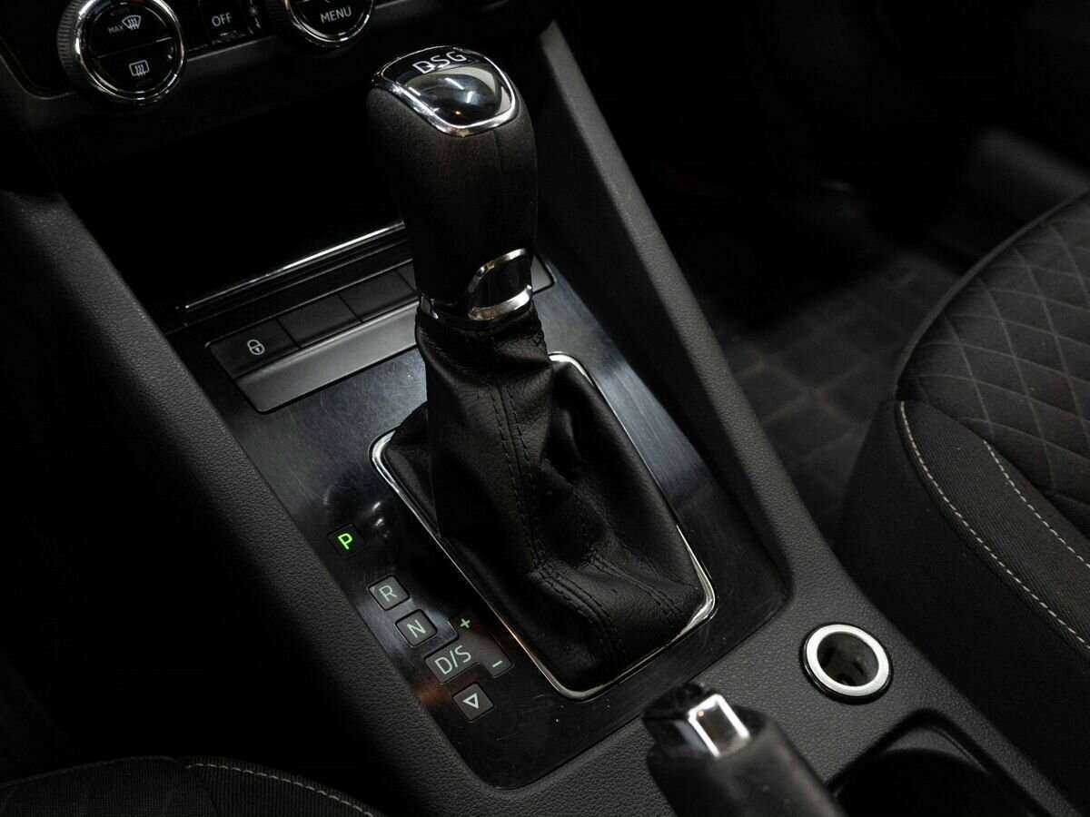 Б/У Шкода Октавия 2017 года. Фото: #18