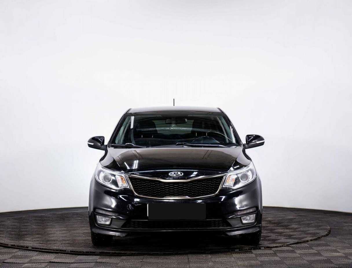 Б/У Киа Рио 2015 года. Фото: #1