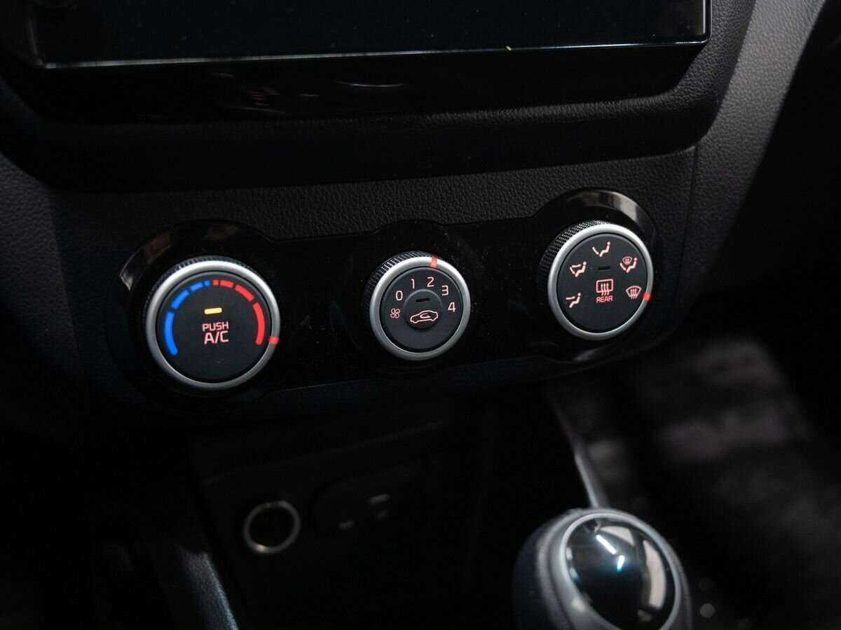 Б/У Киа Рио 2017 года. Фото: #21