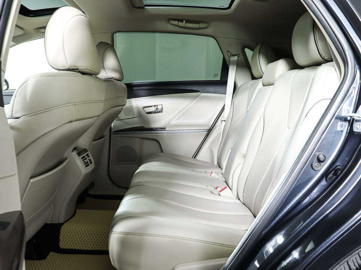 Б/У Тойота Венза 2014 года. Фото: #9