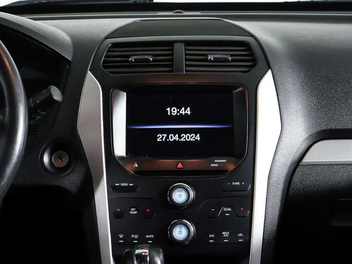 Б/У Форд Експлорер 2013 года. Фото: #11