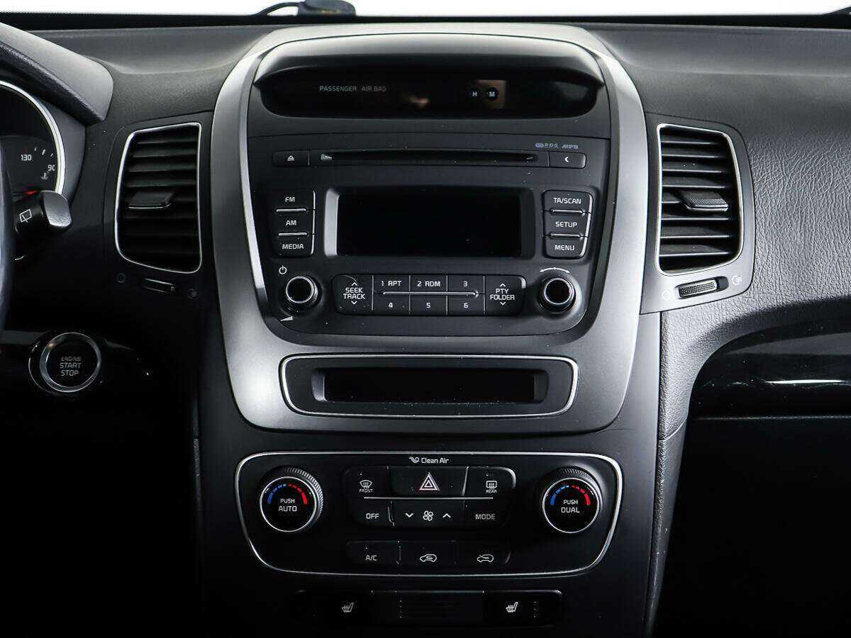 Б/У Киа Соренто 2016 года. Фото: #12