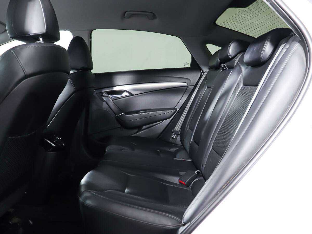 Б/У Хендай ай40 2015 года. Фото: #9