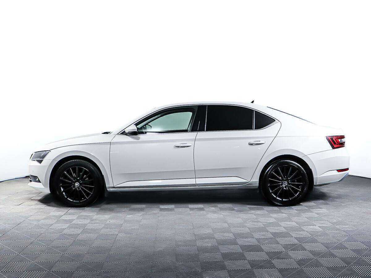 Б/У Шкода Суперб 2017 года. Фото: #6