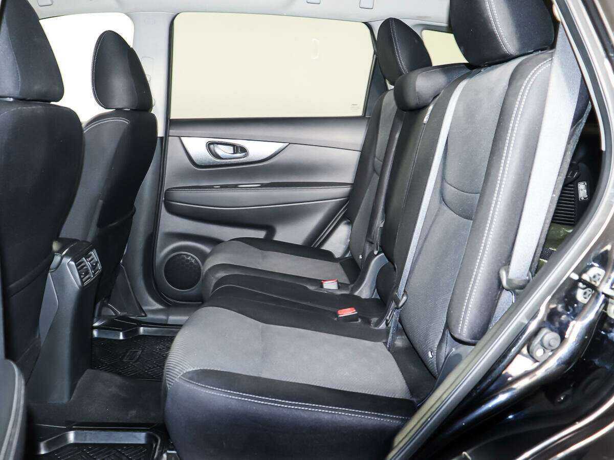 Б/У Ниссан Икс-Трейл 2018 года. Фото: #9