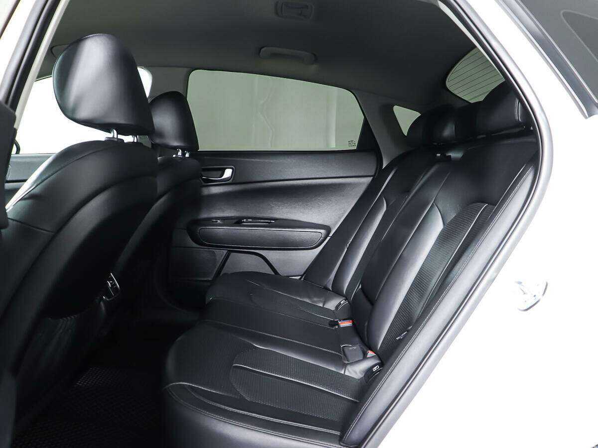 Б/У Киа Оптима 2017 года. Фото: #11