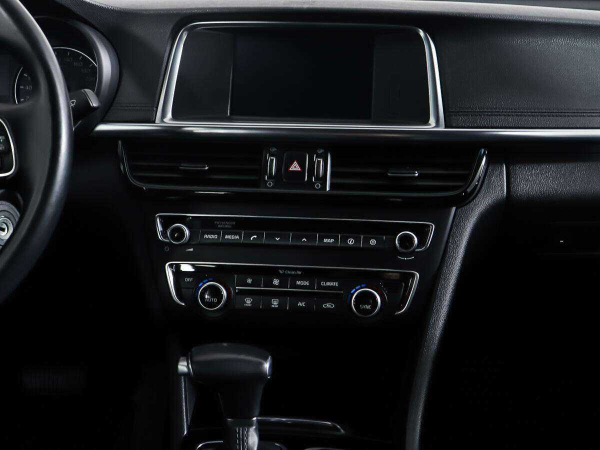 Б/У Киа Оптима 2017 года. Фото: #13