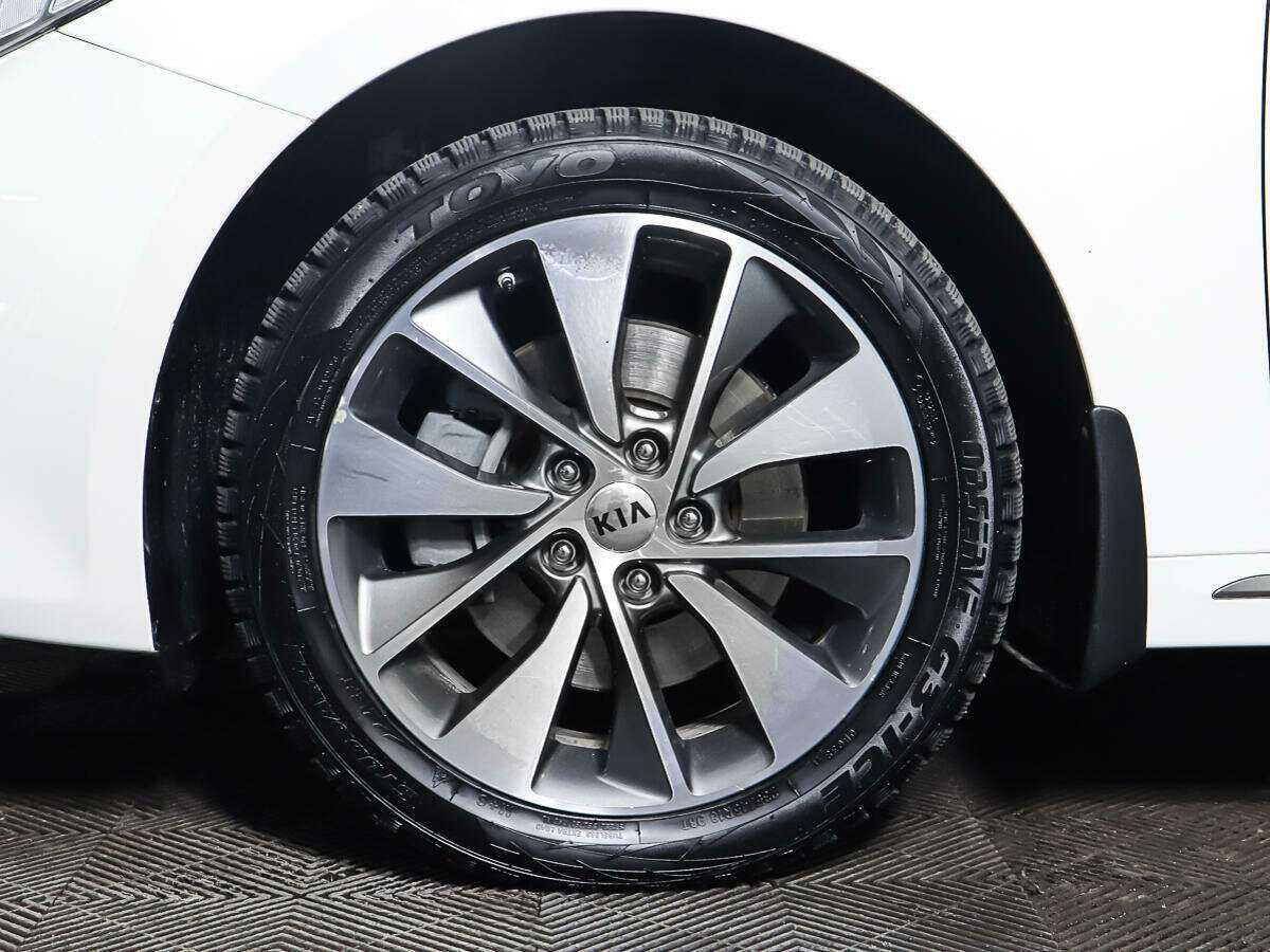 Б/У Киа Оптима 2017 года. Фото: #18