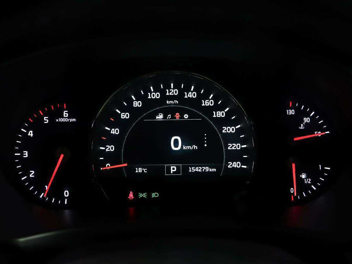 Б/У Киа Соренто 2015 года. Фото: #12