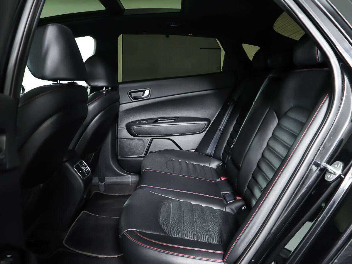 Б/У Киа Оптима 2017 года. Фото: #9