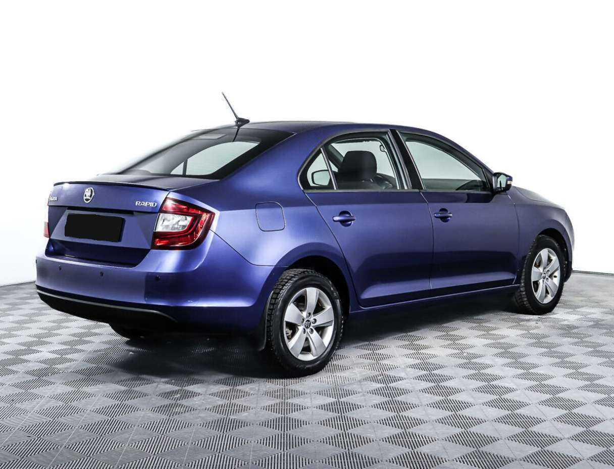 Б/У Шкода Рапид 2017 года. Фото: #4