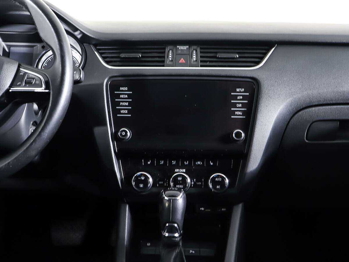 Б/У Шкода Октавия 2017 года. Фото: #12