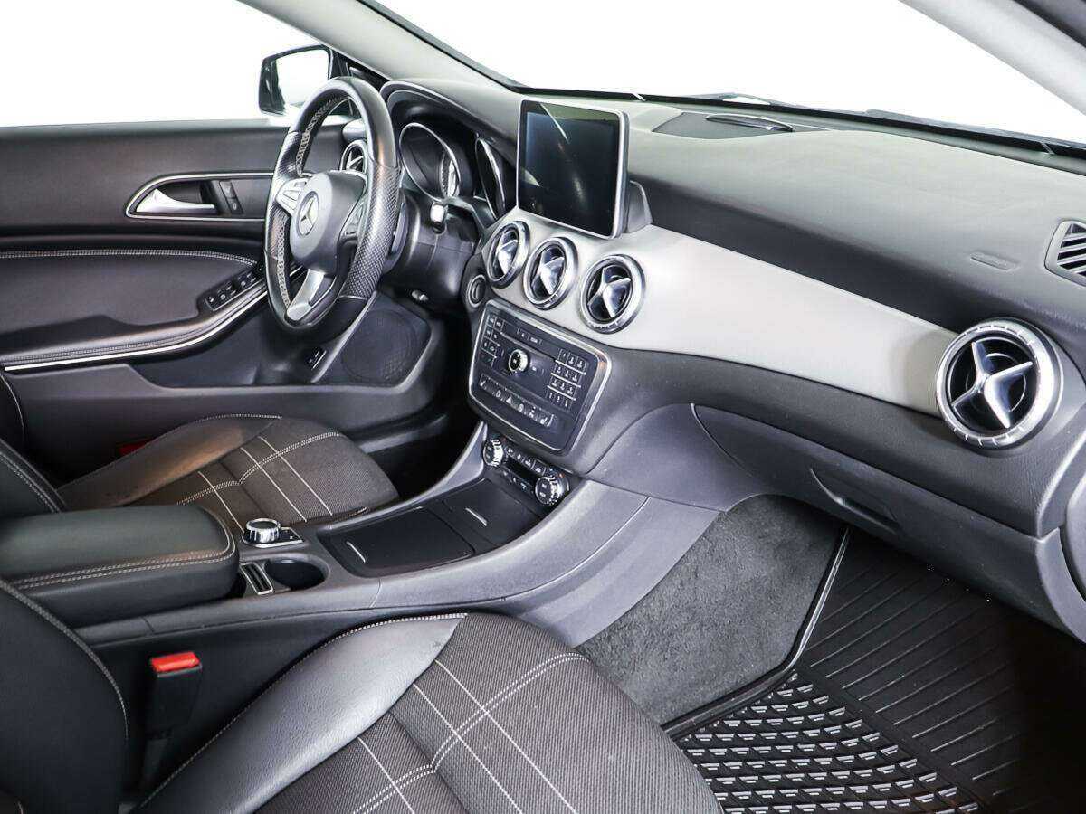 Б/У Мерседес-Бенц КЛА 2015 года. Фото: #8