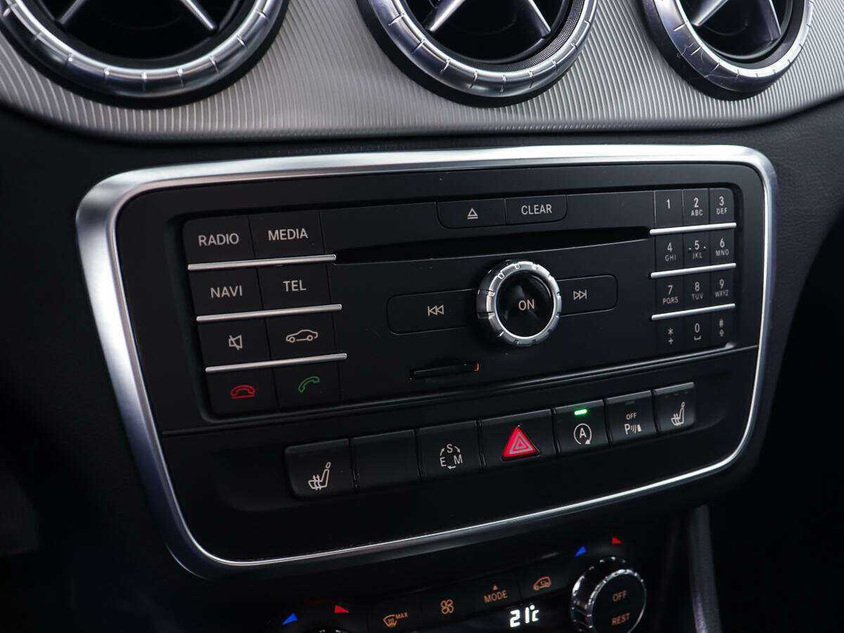 Б/У Мерседес-Бенц КЛА 2015 года. Фото: #14