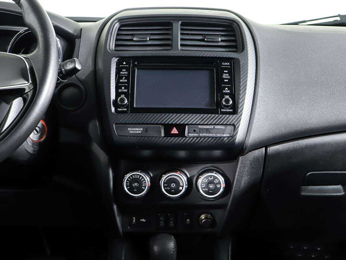 Б/У Митсубиши АС-Икс 2019 года. Фото: #11