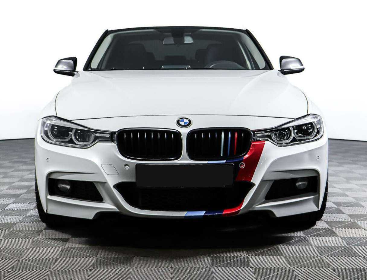 Б/У БМВ 3 серии 2016 года. Фото: #1