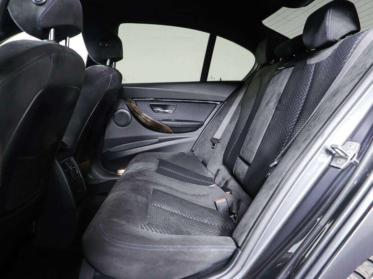 Б/У БМВ 3 серии 2016 года. Фото: #9