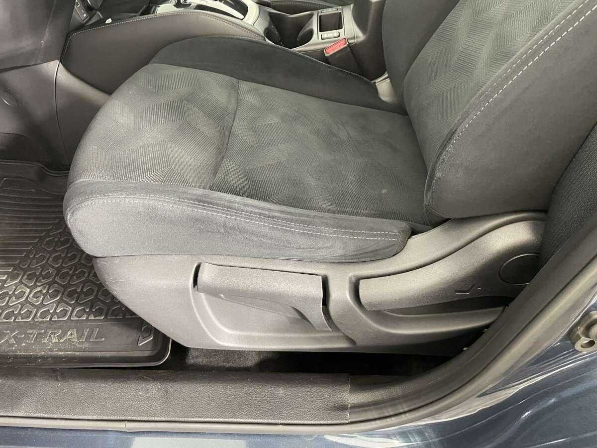 Б/У Ниссан Икс-Трейл 2017 года. Фото: #9