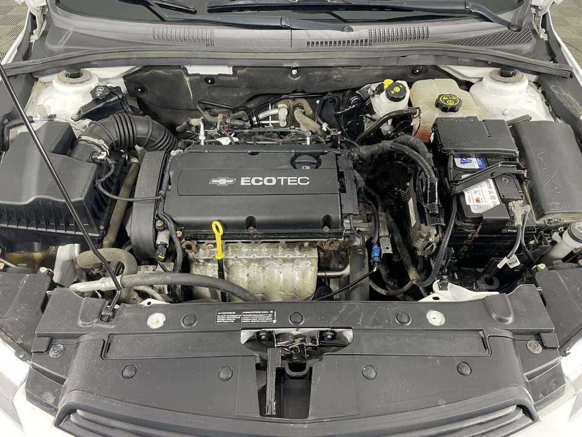 Б/У Шевроле Круз 2014 года. Фото: #15