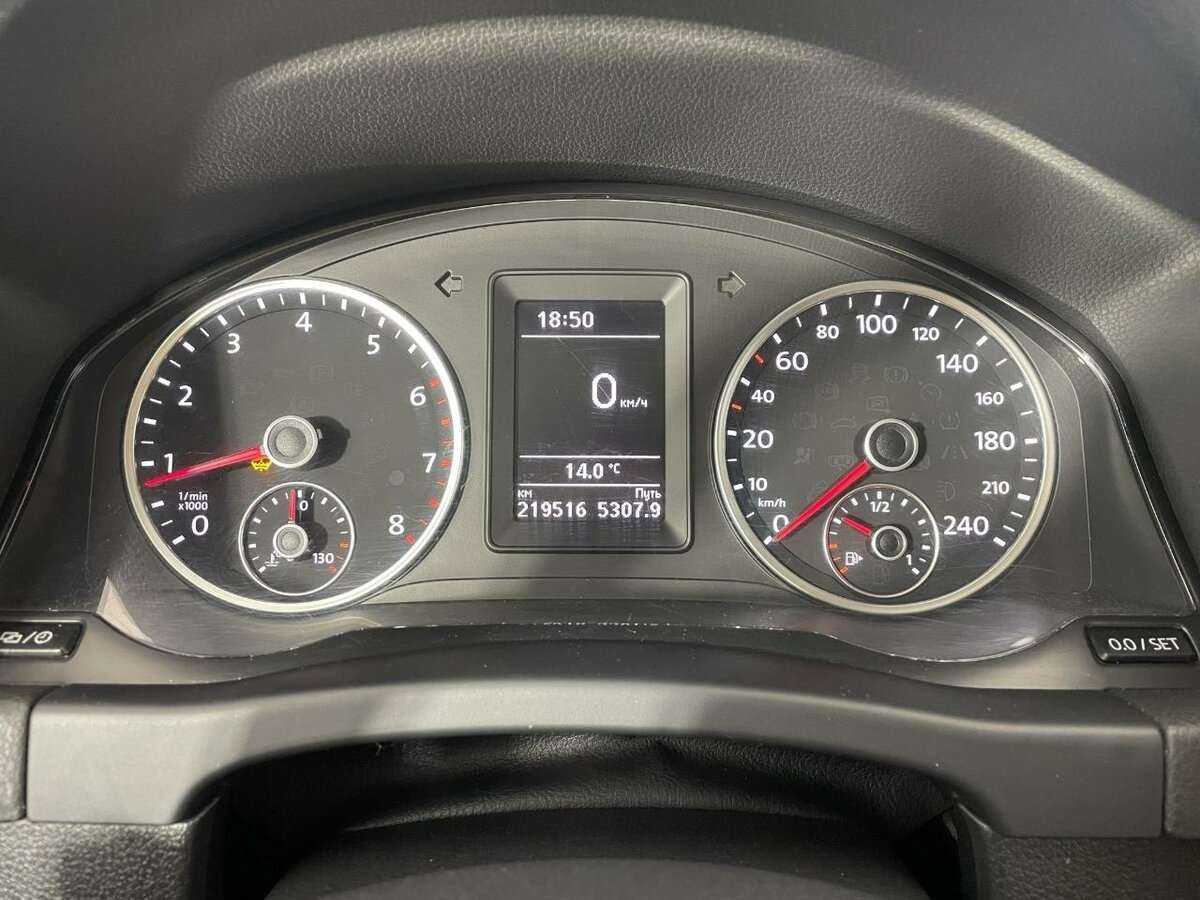 Б/У Фольксваген Тигуан 2014 года. Фото: #8