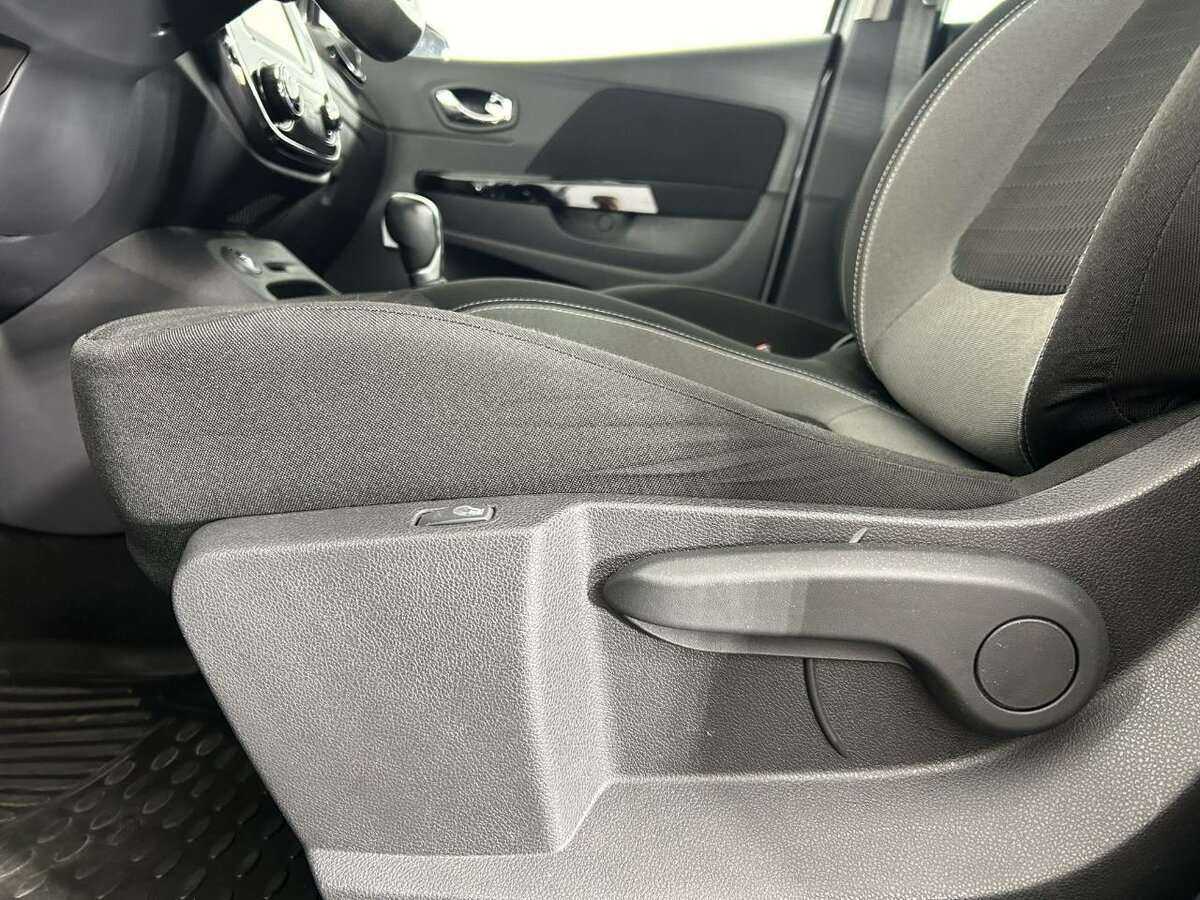 Б/У Рено Каптюр 2017 года. Фото: #9