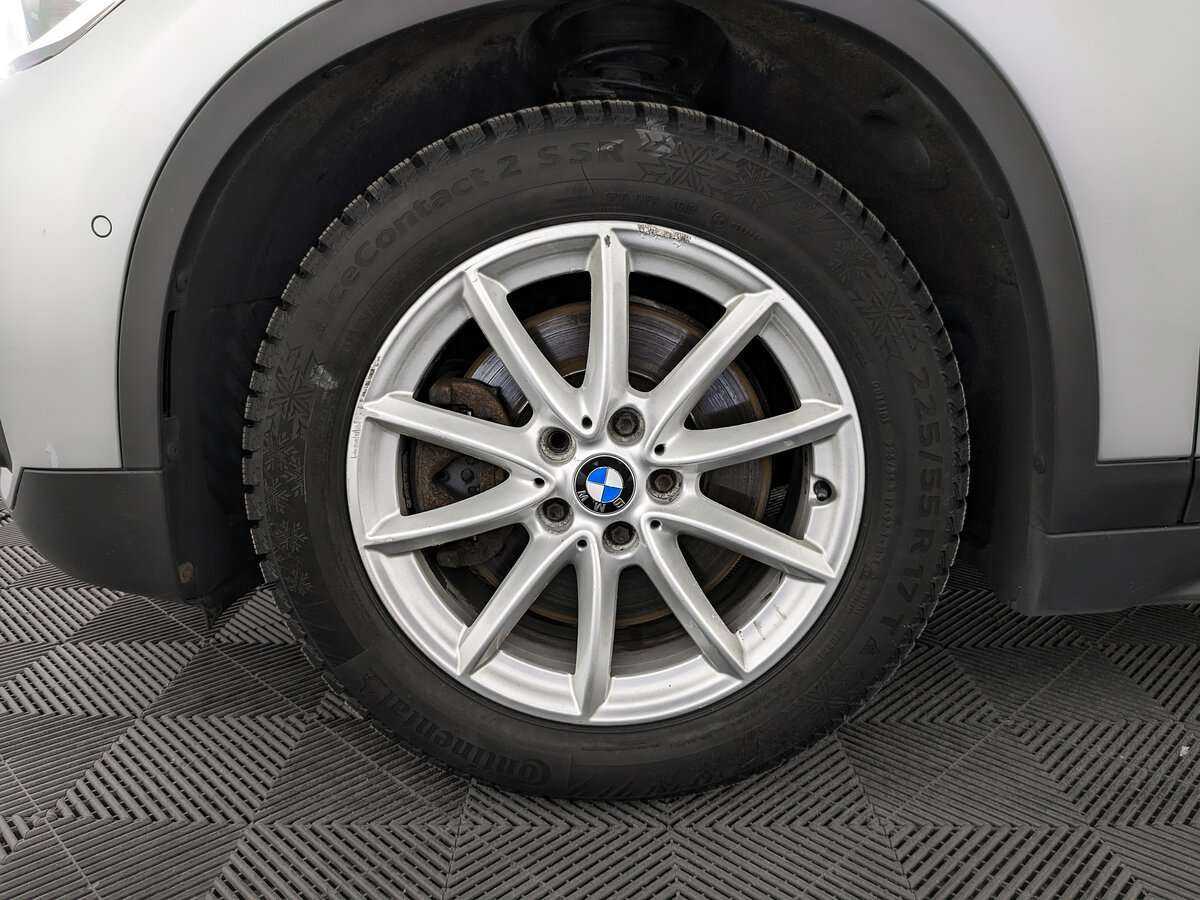 Б/У БМВ Икс1 2015 года. Фото: #11