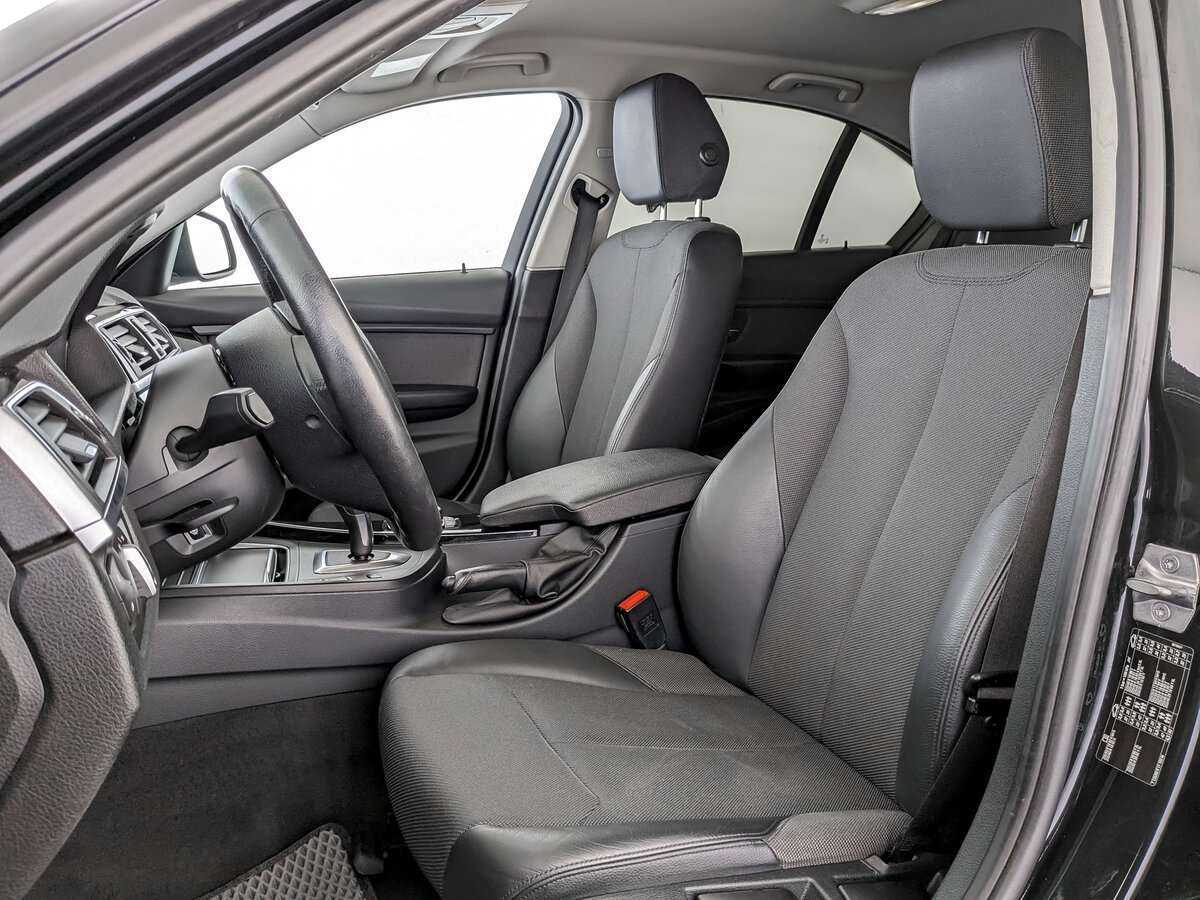 Б/У БМВ 3 серии 2018 года. Фото: #15