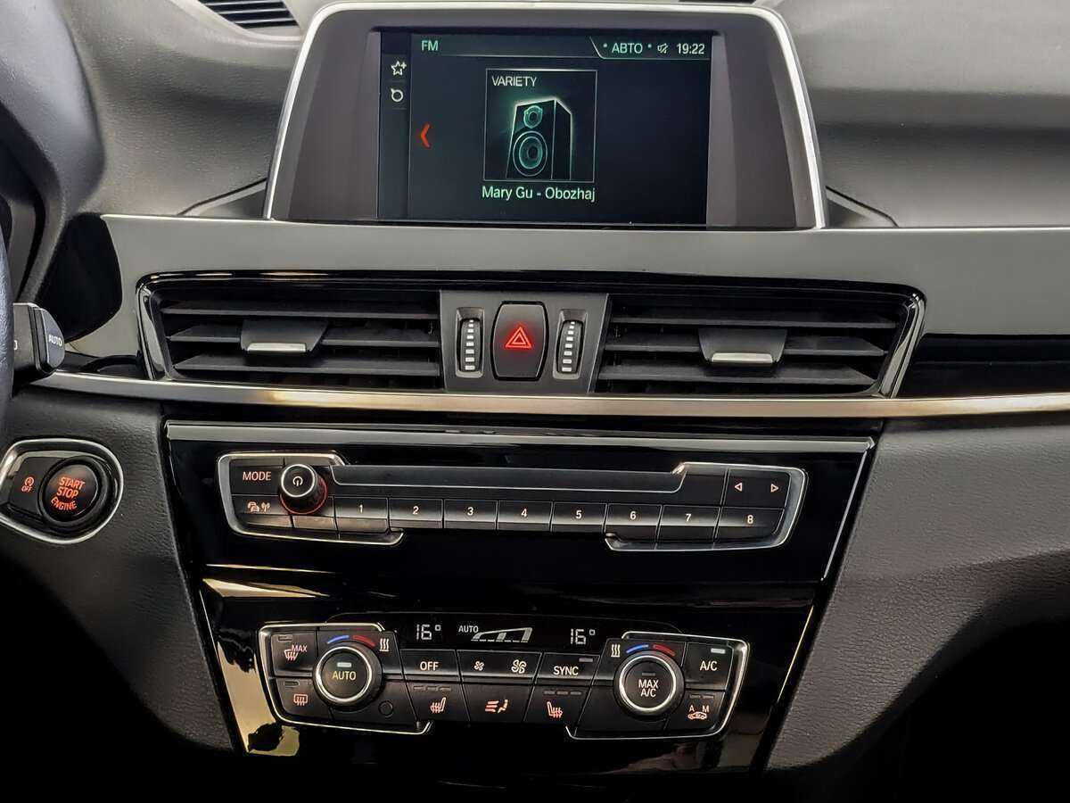 Б/У БМВ Икс1 2018 года. Фото: #8