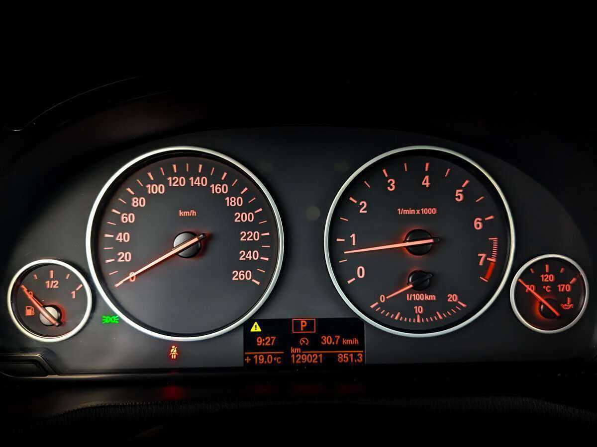 Б/У БМВ Икс3 2014 года. Фото: #10