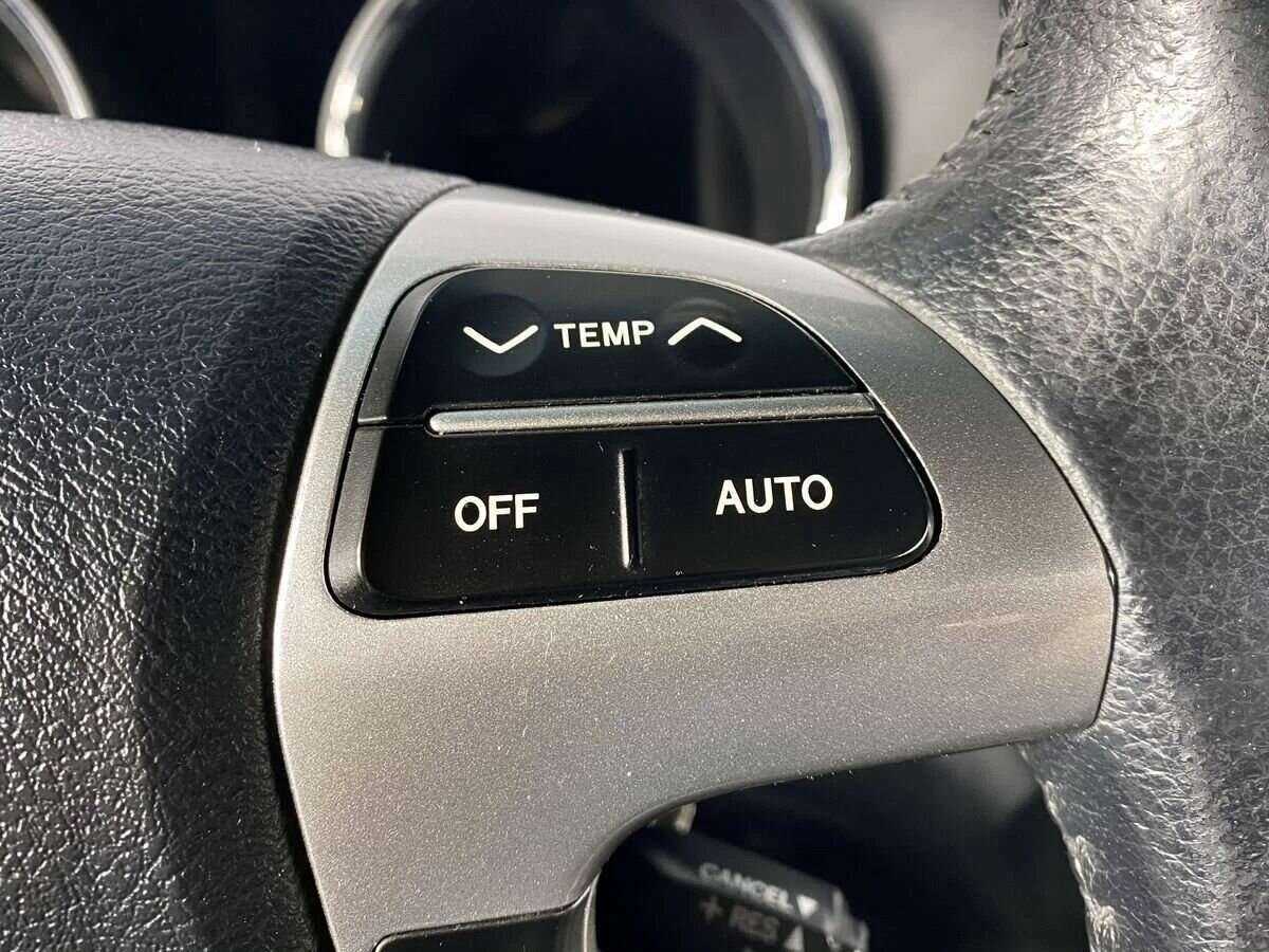 Б/У Тойота Хайлэндер 2012 года. Фото: #13