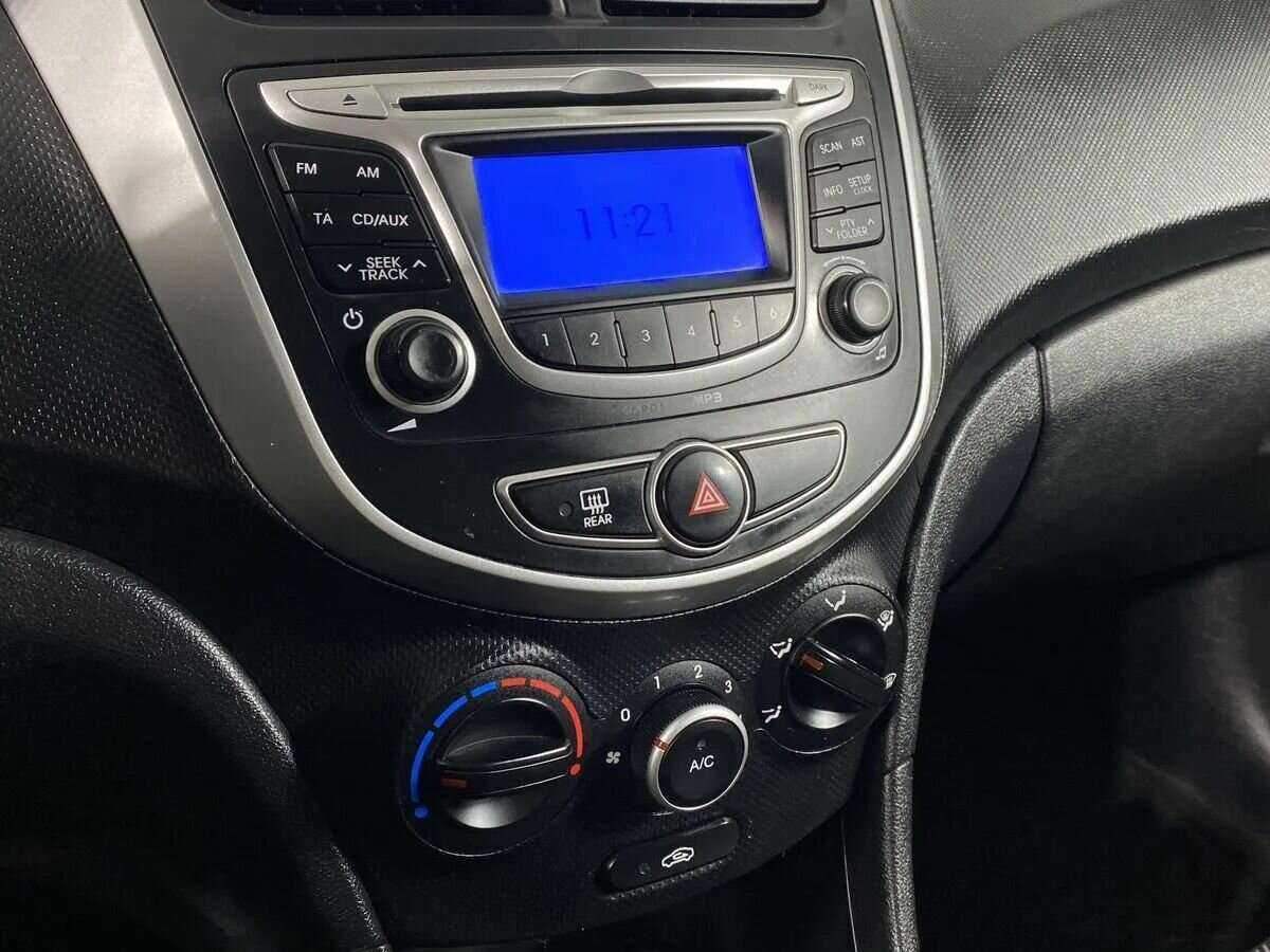 Б/У Хендай Солярис 2014 года. Фото: #11