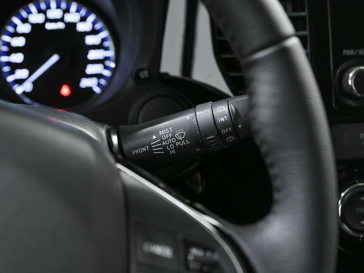 Б/У Митсубиши Оутлэндер 2018 года. Фото: #9