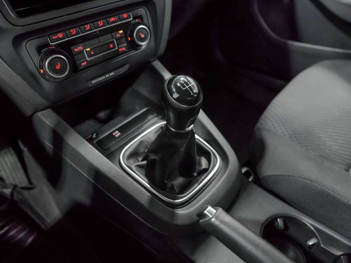 Б/У Фольксваген Джетта 2012 года. Фото: #9