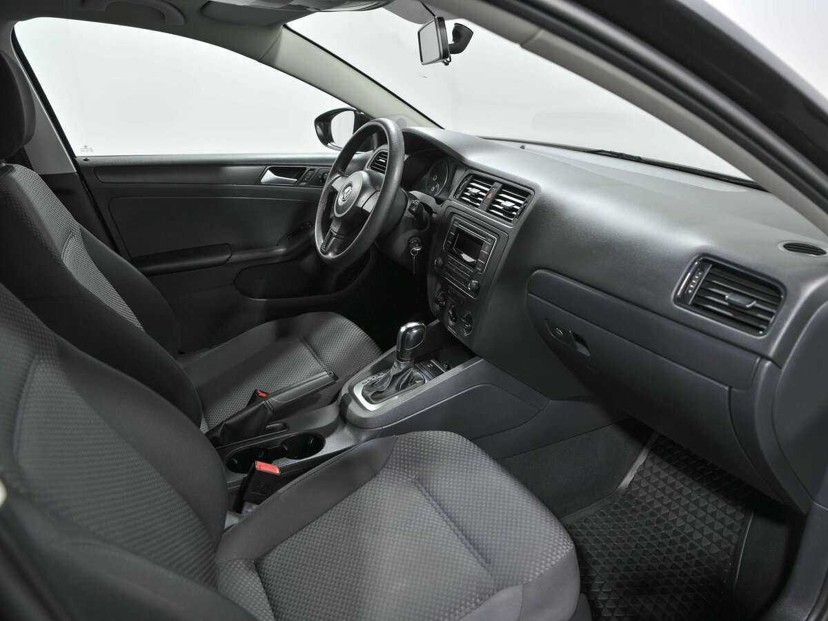 Б/У Фольксваген Джетта 2013 года. Фото: #6