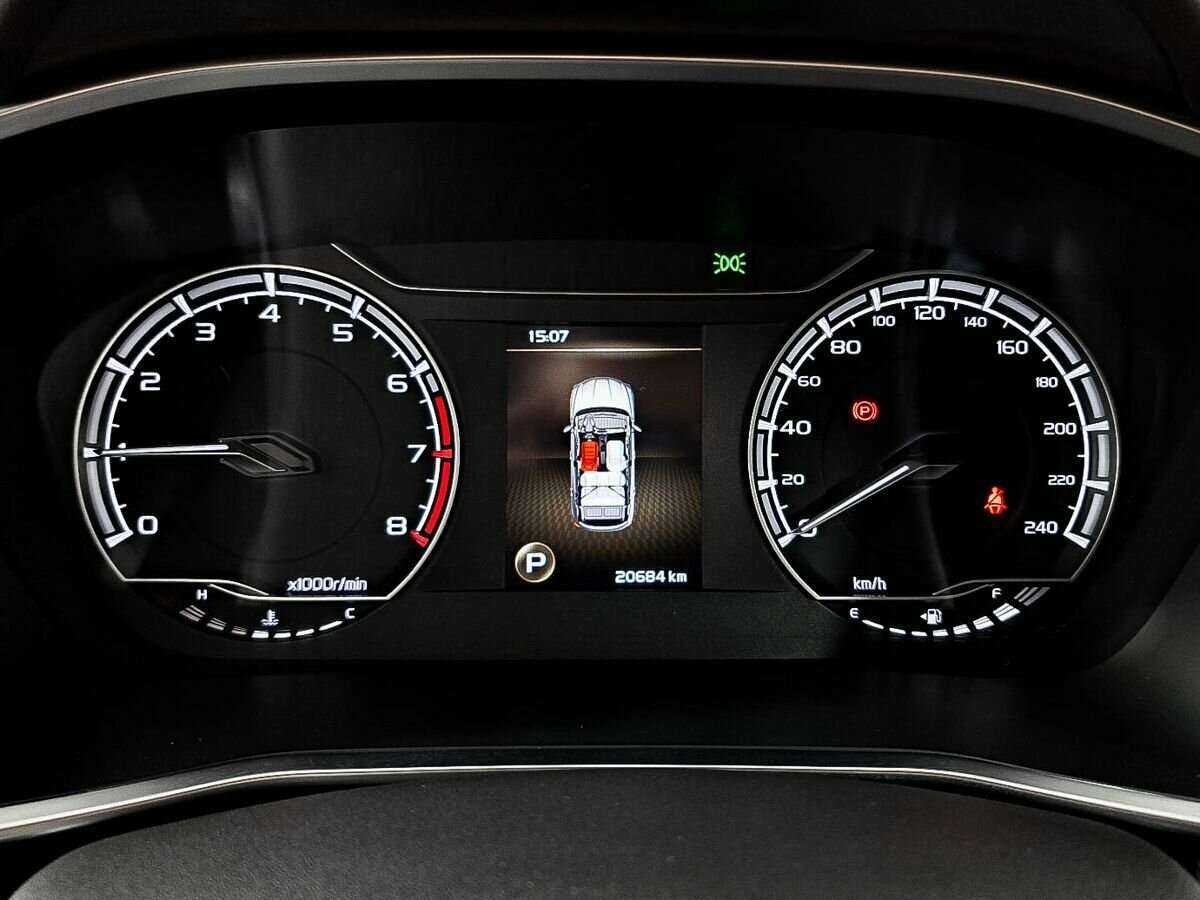 Б/У Джили Кулрэй 2020 года. Фото: #12