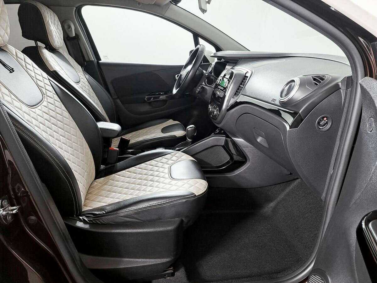 Б/У Рено Каптюр 2020 года. Фото: #7