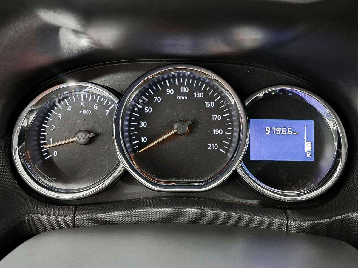 Б/У Рено Дастер 2018 года. Фото: #10