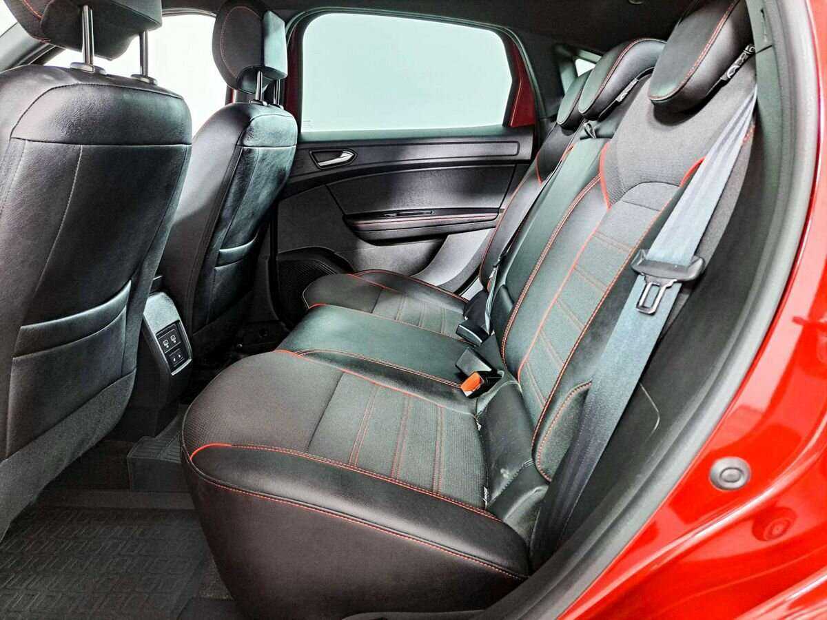 Б/У Рено Аркана 2021 года. Фото: #9