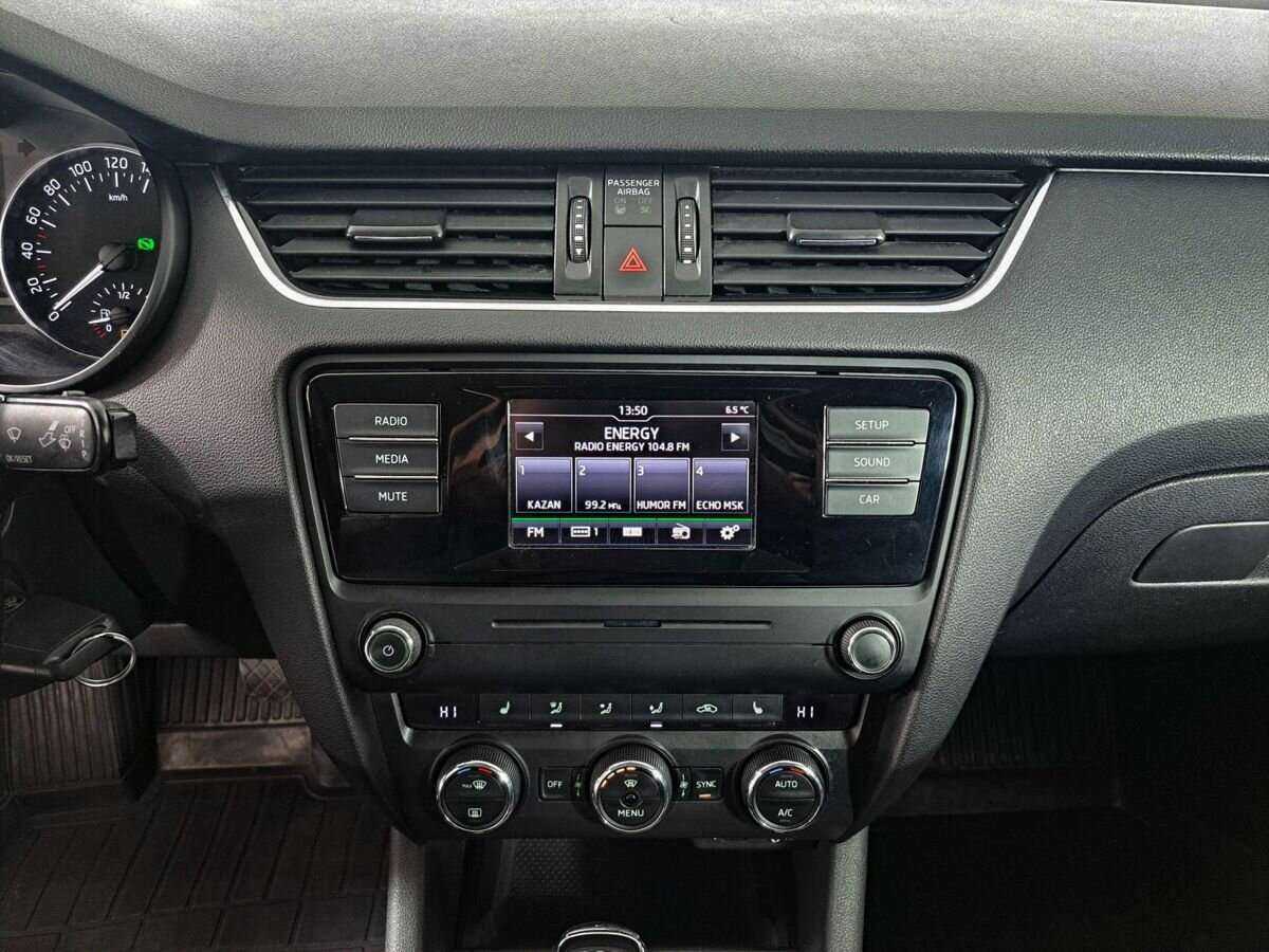 Б/У Шкода Октавия 2016 года. Фото: #11