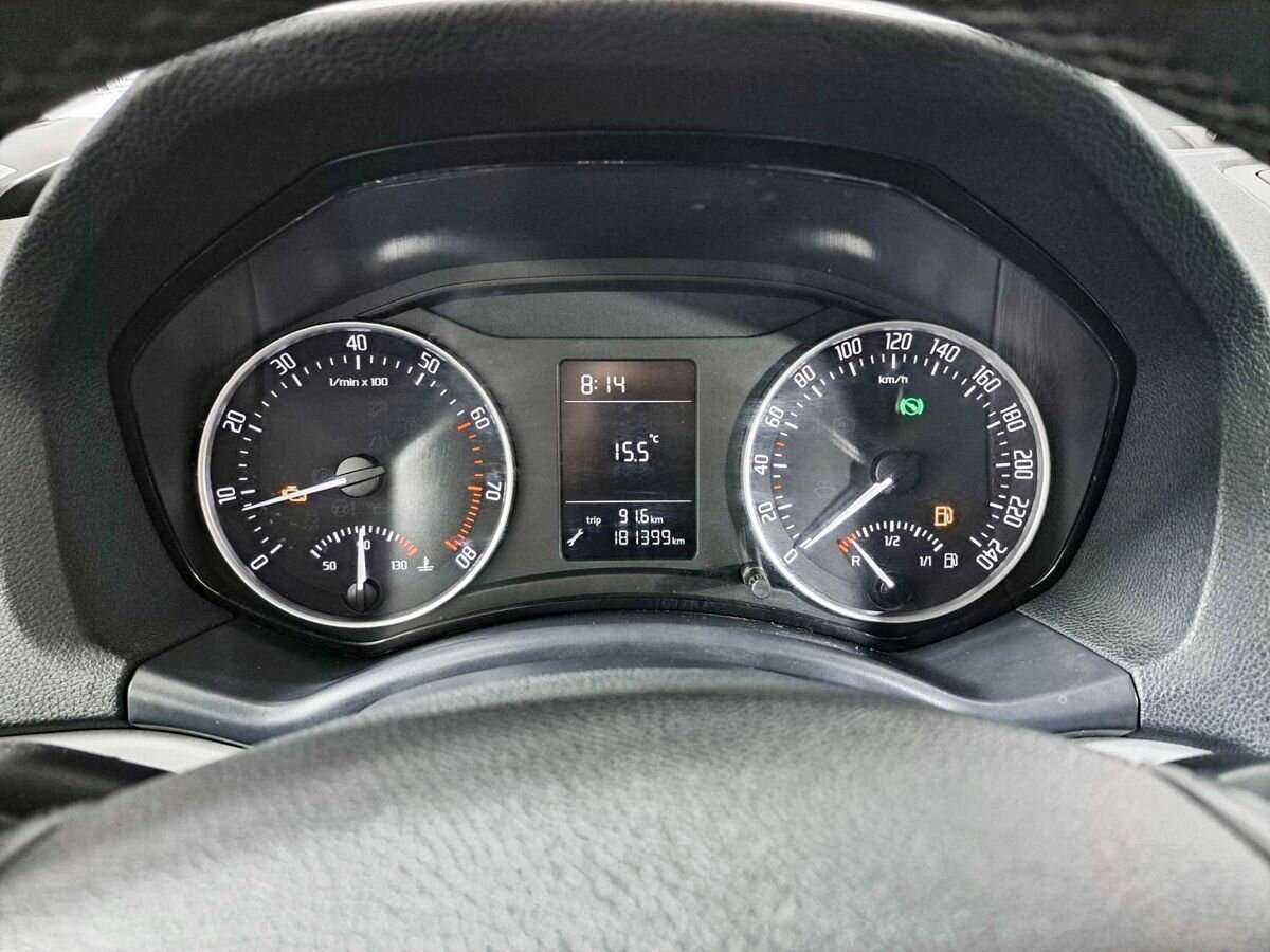 Б/У Шкода Октавия 2012 года. Фото: #9