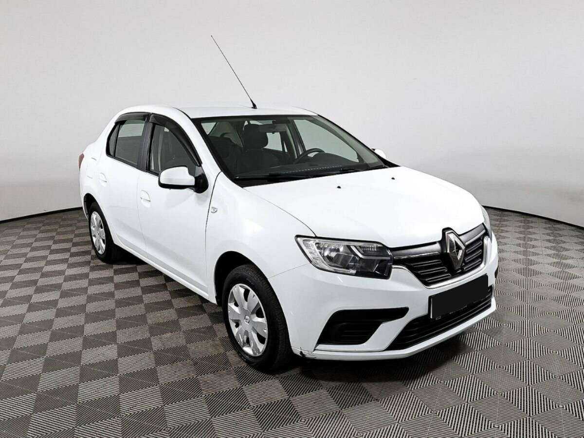 Б/У Рено Логан 2021 года. Фото: #2