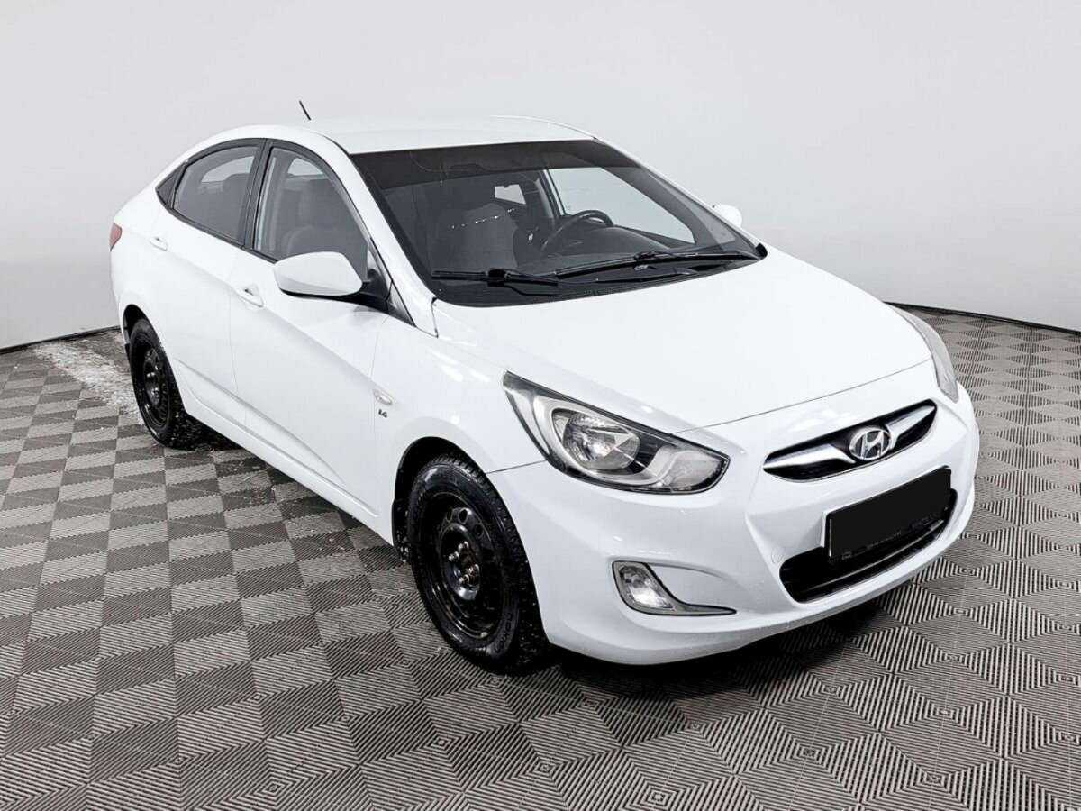 Б/У Хендай Солярис 2013 года. Фото: #2