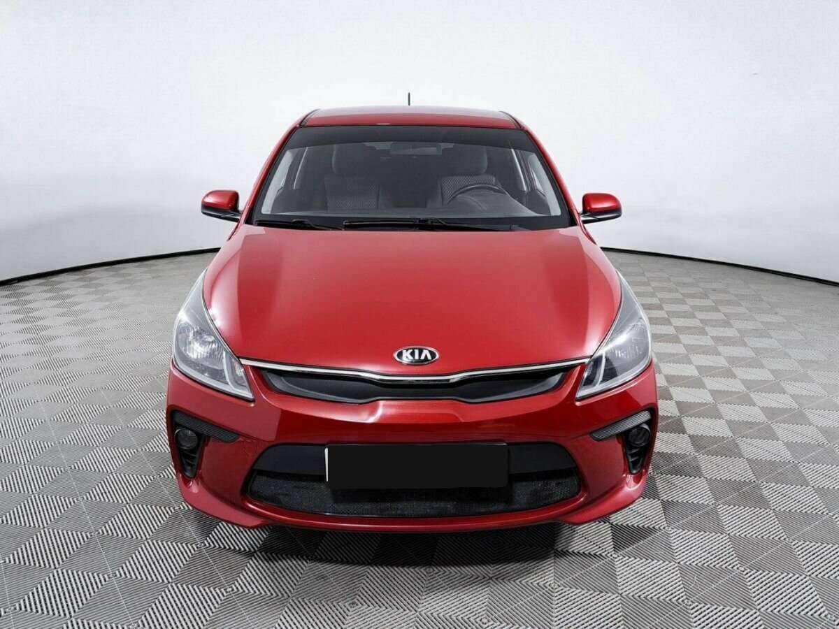 Б/У Киа Рио 2018 года. Фото: #1