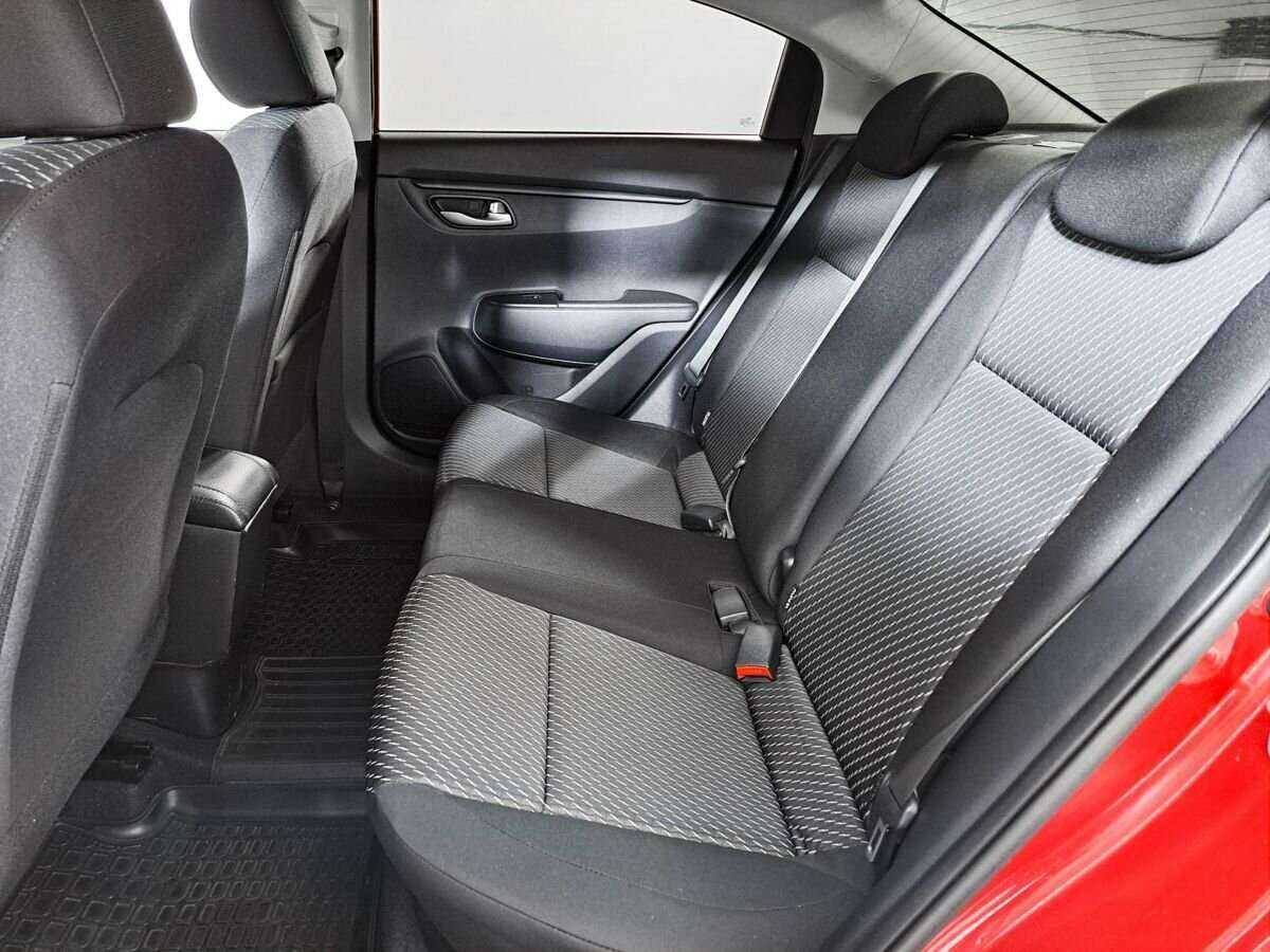 Б/У Киа Рио 2018 года. Фото: #7