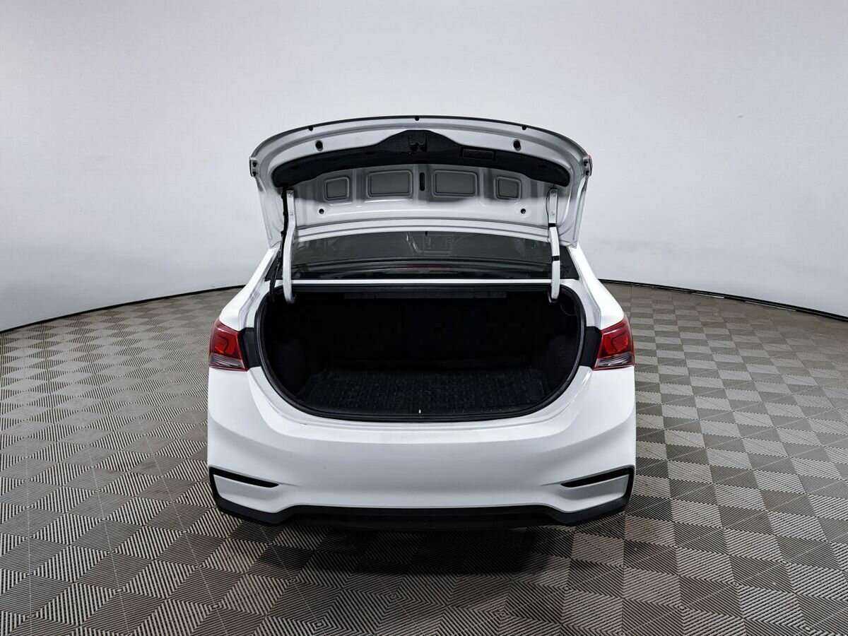 Б/У Хендай Солярис 2017 года. Фото: #9