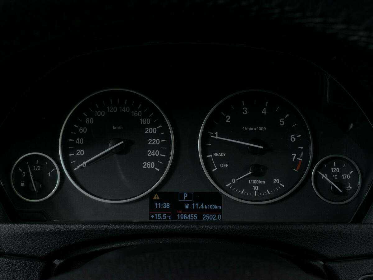 Б/У БМВ 3 серии 2014 года. Фото: #12