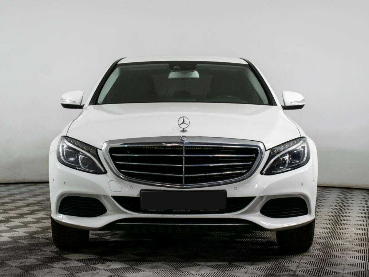 Б/У Мерседес-Бенц Ц-Класс 2014 года. Фото: #1