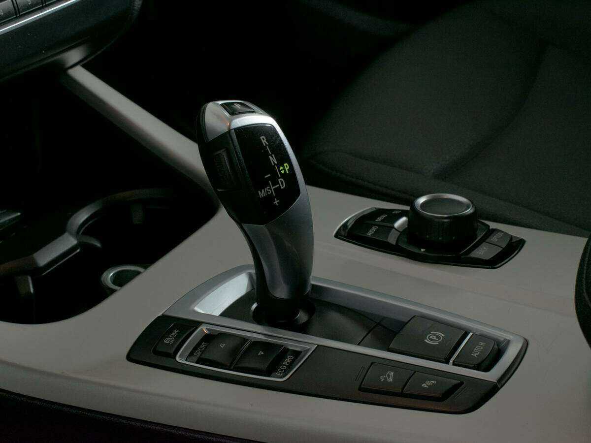 Б/У БМВ Икс3 2014 года. Фото: #16