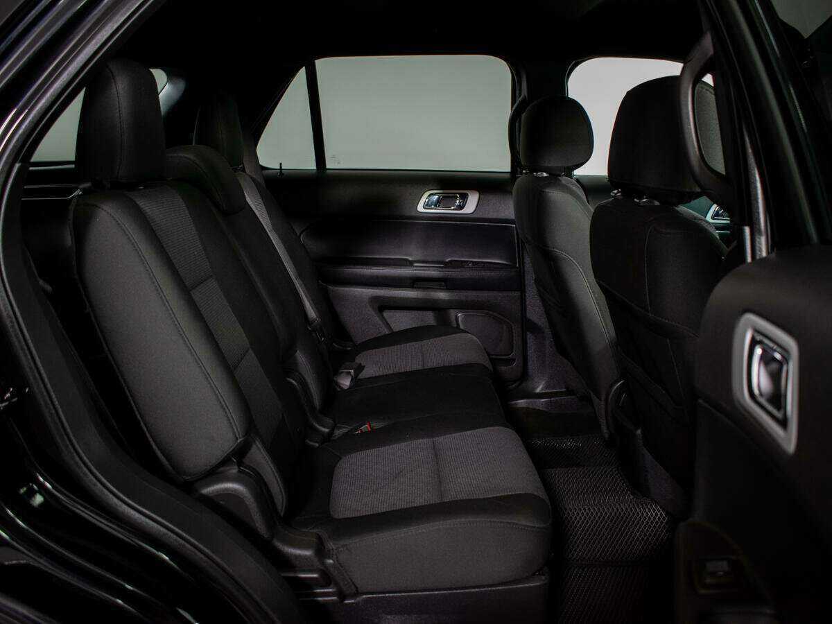 Б/У Форд Експлорер 2014 года. Фото: #6