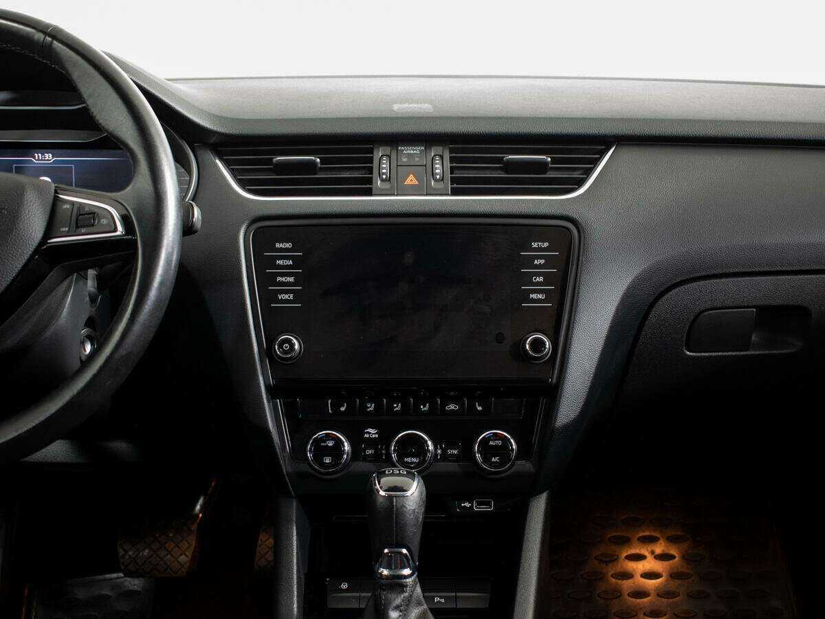 Б/У Шкода Октавия 2018 года. Фото: #5